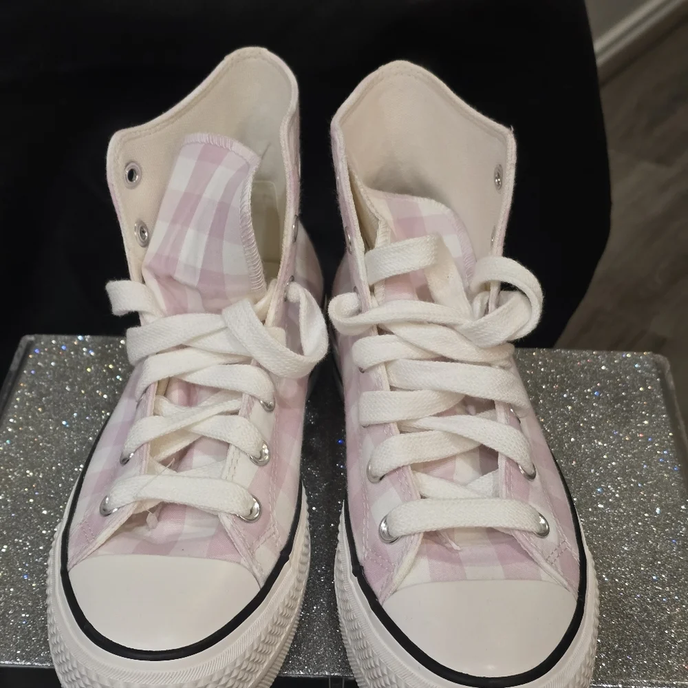 Converse Chuck Taylor All Star High Lift Platform Sneaker- Pink/White - Picture 13 of 14